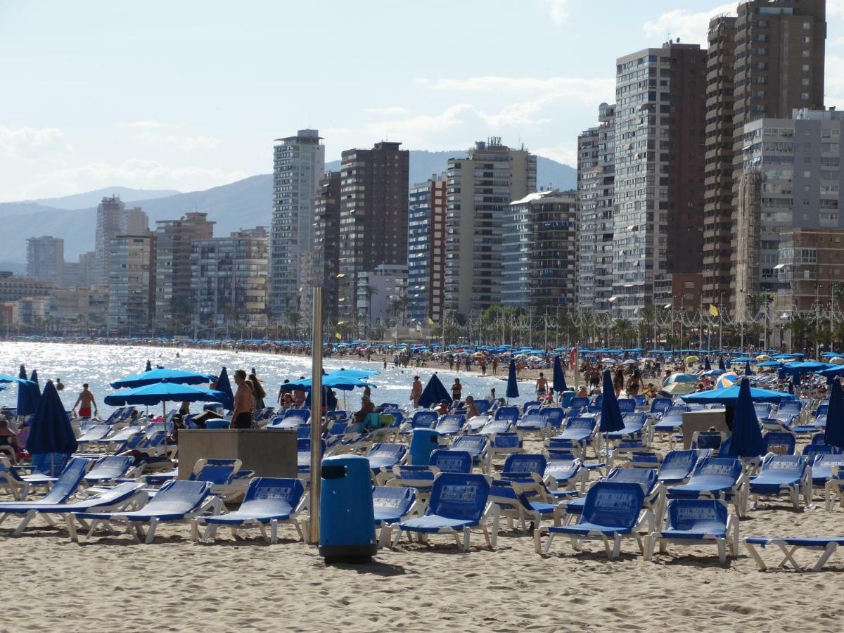 Apartment 2 Bedrooms, 250M Levante Beach Benidorm Eksteriør billede
