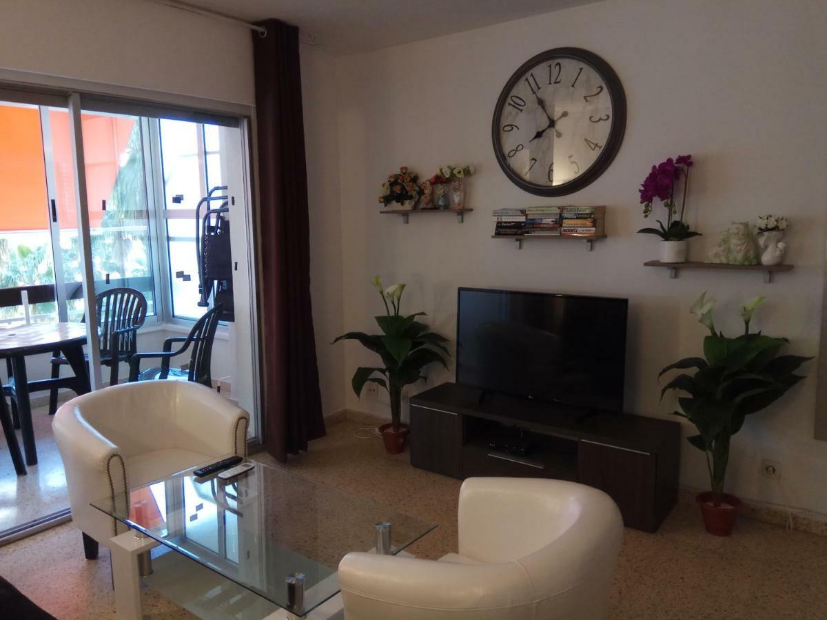 Apartment 2 Bedrooms, 250M Levante Beach Benidorm Eksteriør billede